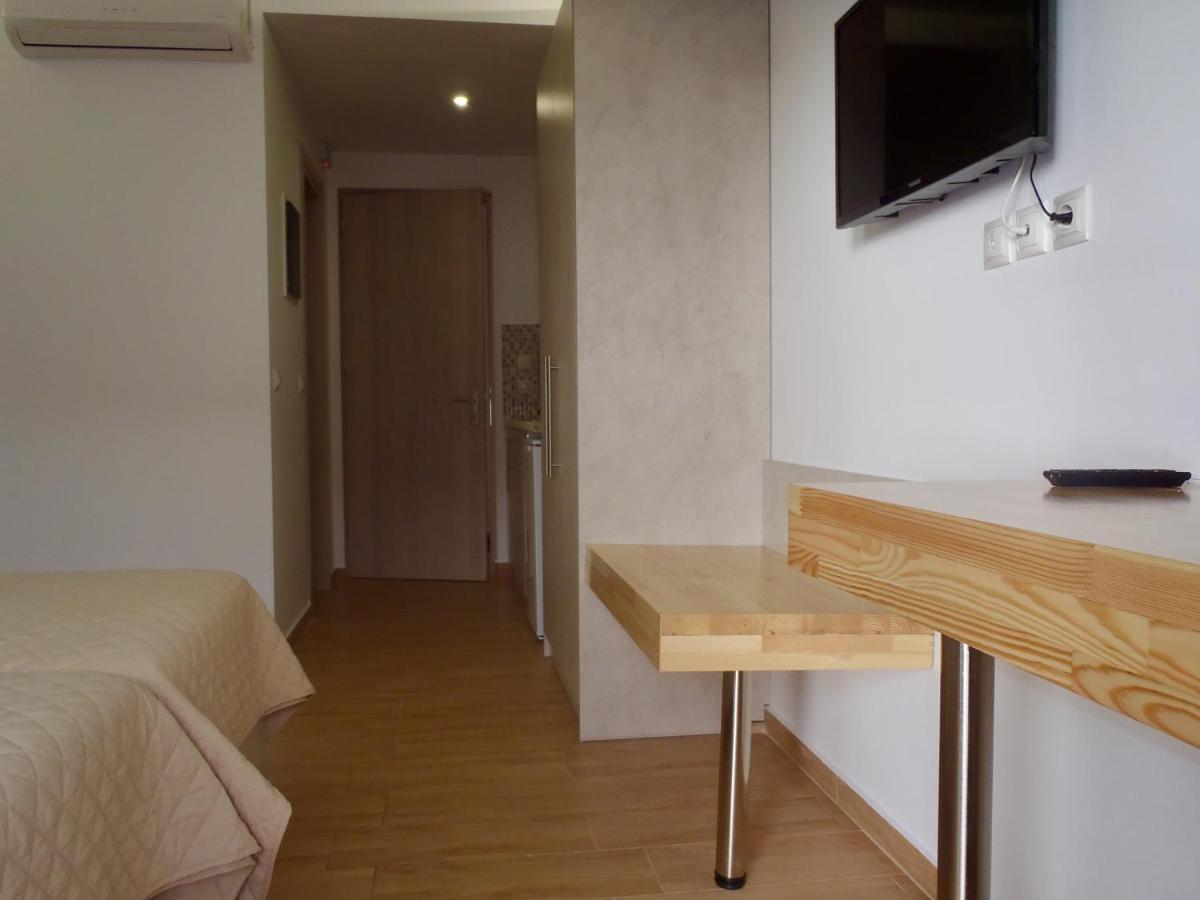 Loukas Apartments On The Waves ตรากากิ ภายนอก รูปภาพ