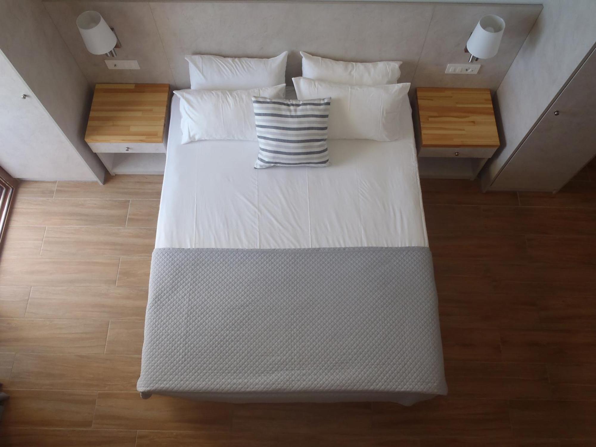 Loukas Apartments On The Waves ตรากากิ ภายนอก รูปภาพ