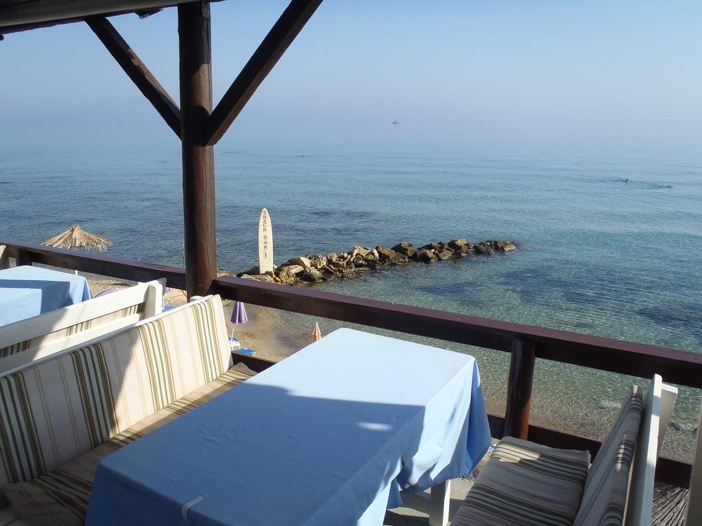 Loukas Apartments On The Waves ตรากากิ ห้อง รูปภาพ